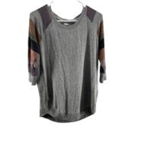 Maurices Gray Striped 3/4 Sleeve Pullover Sweater Women's Size Small - Picture 2 of 12